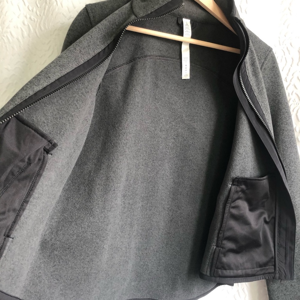 Lululemon Its Fleecing Cold Zip Up Women’s Sweater in Heathered Black / Black - Picture 10 of 14